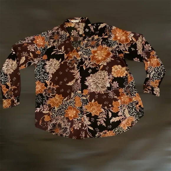 Maurices Floral Print Top Sz XL - Picture 15 of 15